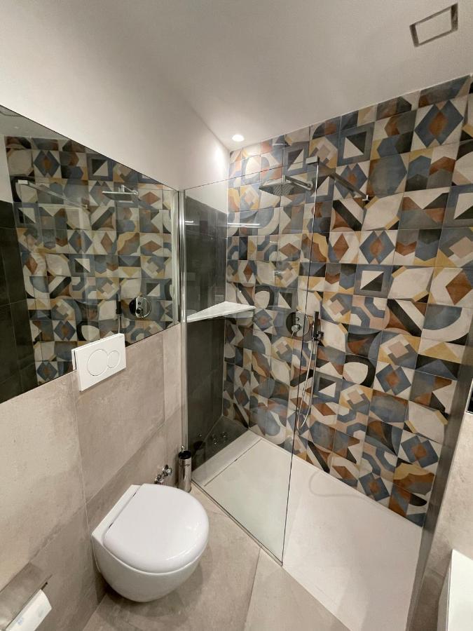 The Jungle Apartment Naples